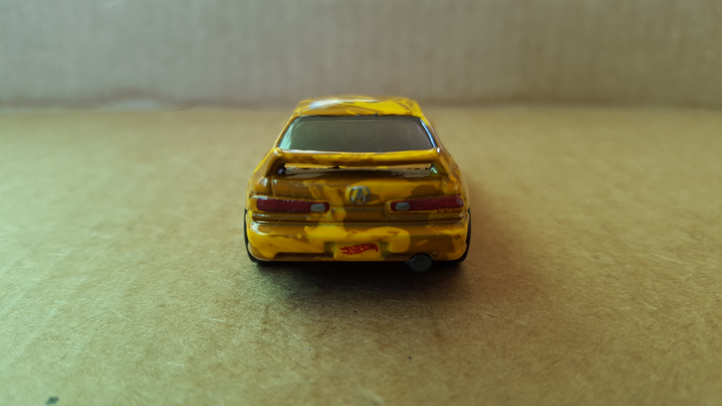 Illustration for article titled LaLD Car Week: Land of the Rising Sunday- HW Hand Dyed Custom '01 Acura Integra GSR 1:64